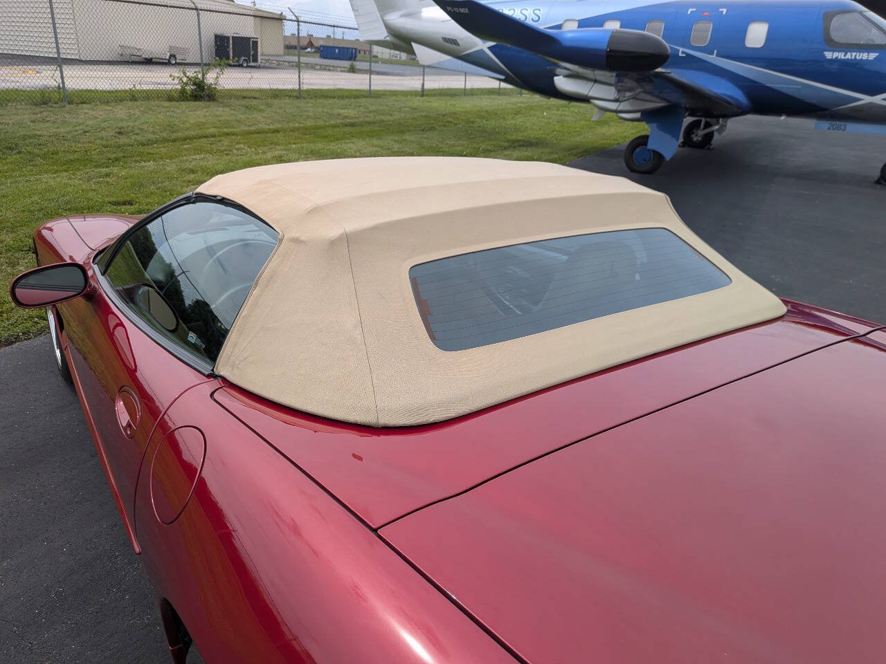 Used 2000 Chevrolet Corvette Convertible w/ Memory Pkg RWD image 9