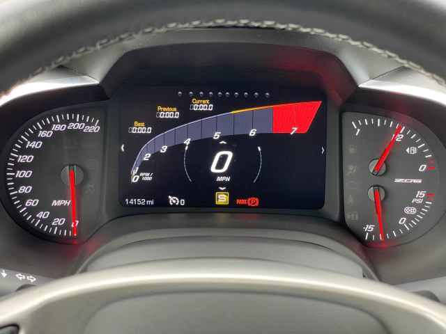 Used 2016 Chevrolet Corvette Z06 w/ Z07 Performance Package RWD image 28