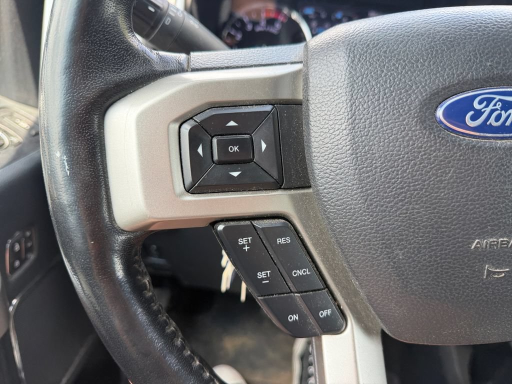 Used 2022 Ford F350 Lariat w/ Lariat Ultimate Package AWD/4WD image 16