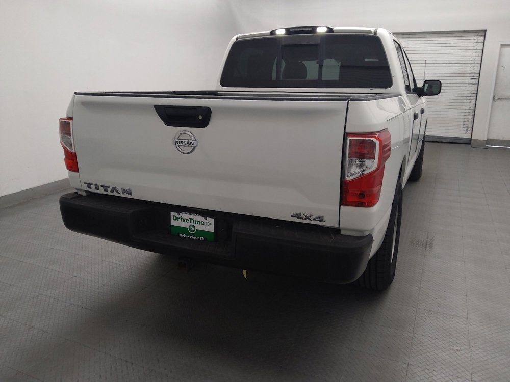 Used 2017 Nissan Titan S AWD/4WD image 7