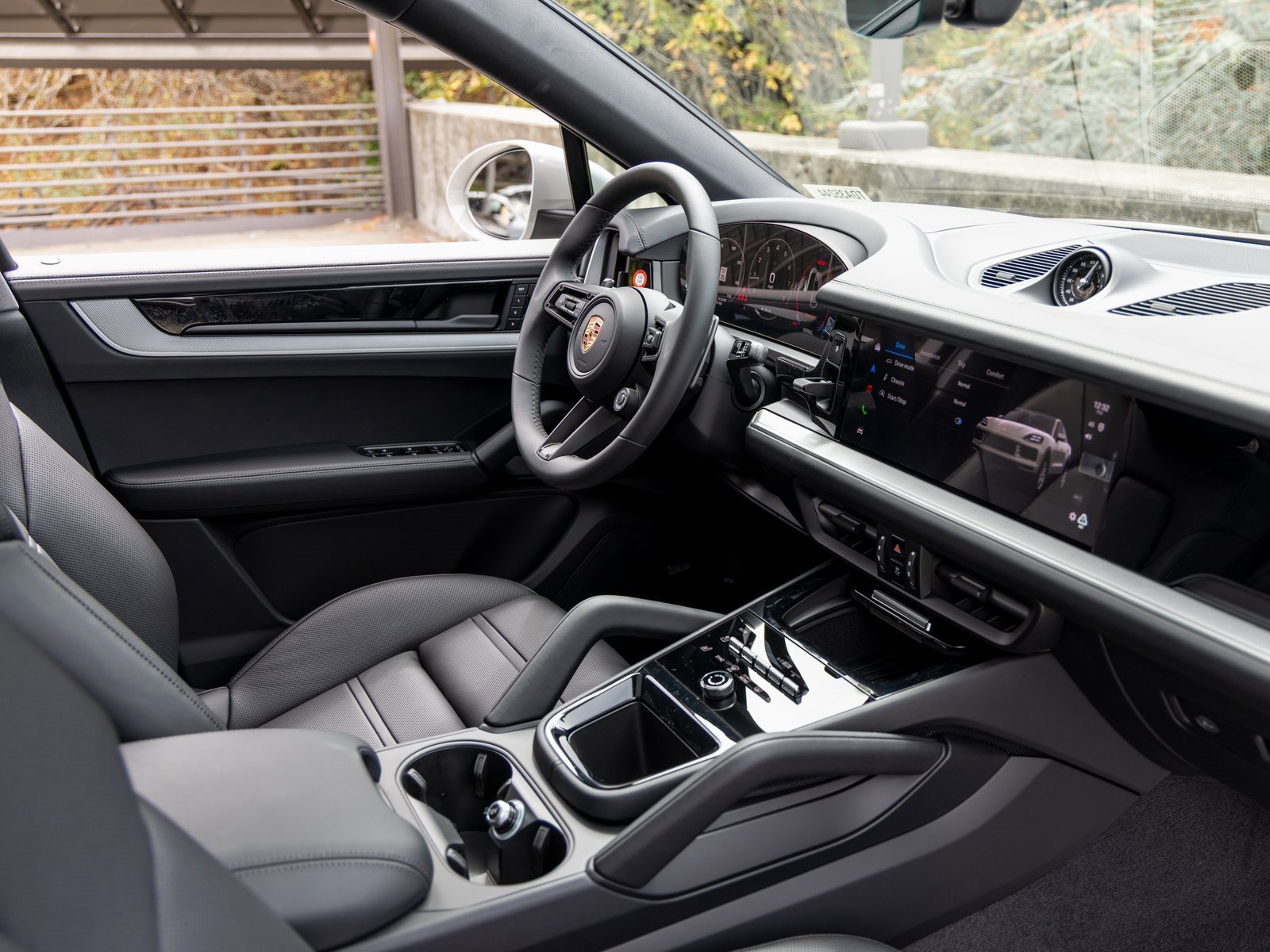 New 2026 Porsche Cayenne Coupe image 47