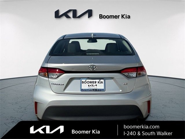 Used 2025 Toyota Corolla LE image 6