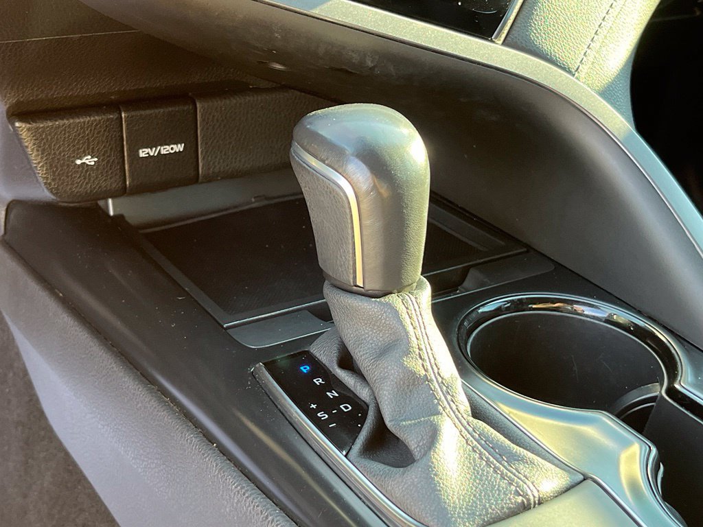 Used 2020 Toyota Camry SE AWD/4WD image 20