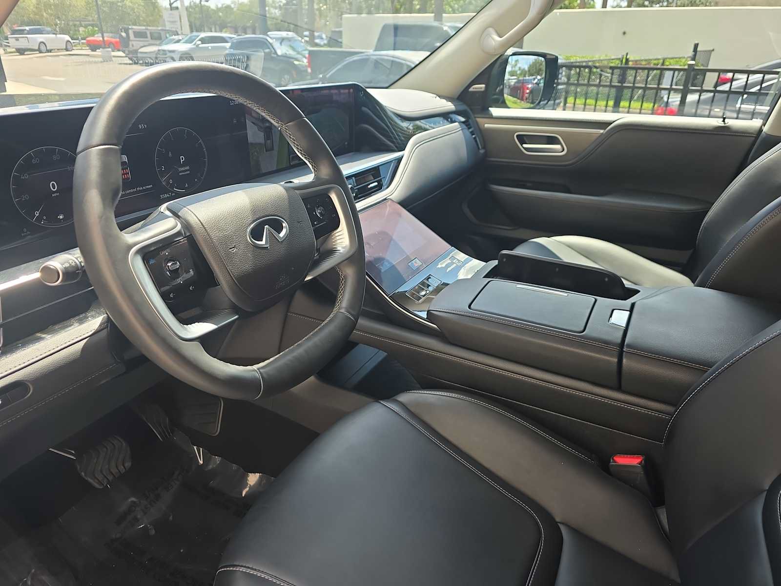 Certified 2025 INFINITI QX80 Pure RWD image 16