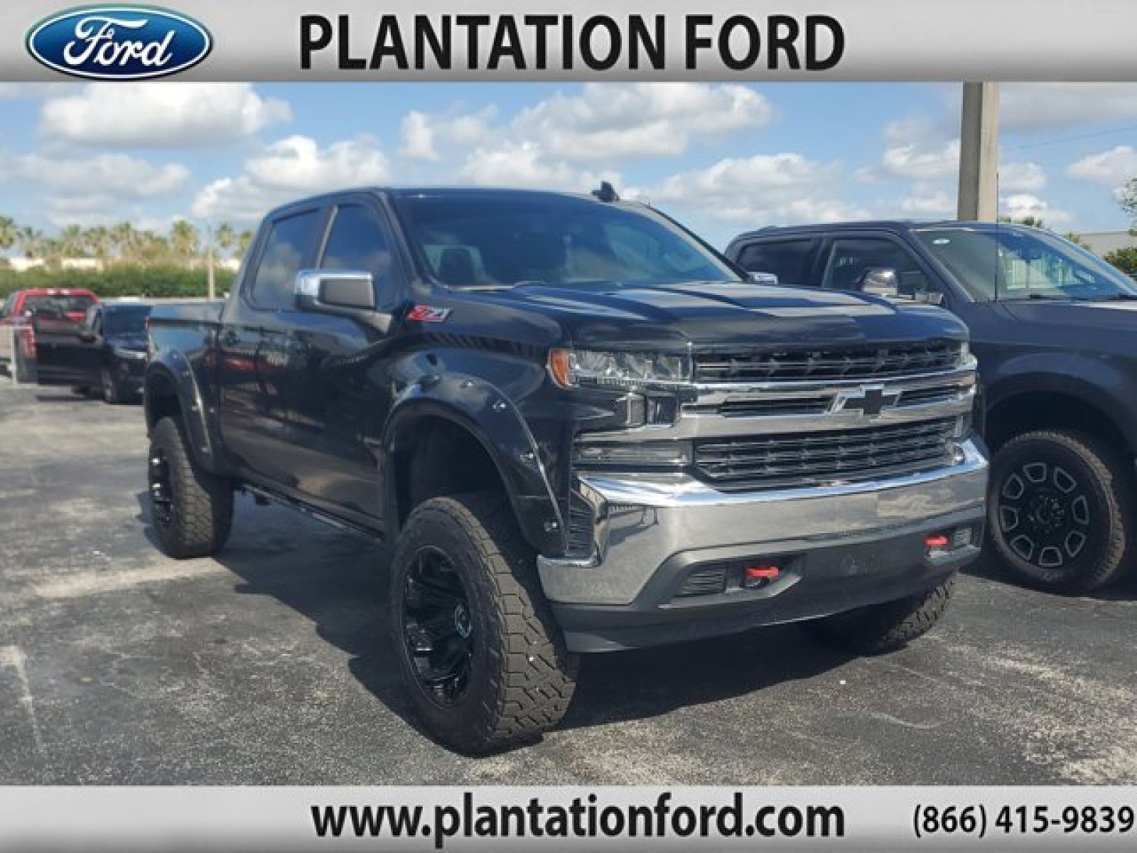 Used 2019 Chevrolet Silverado 1500 LT w/ All-Star Edition AWD/4WD image 1