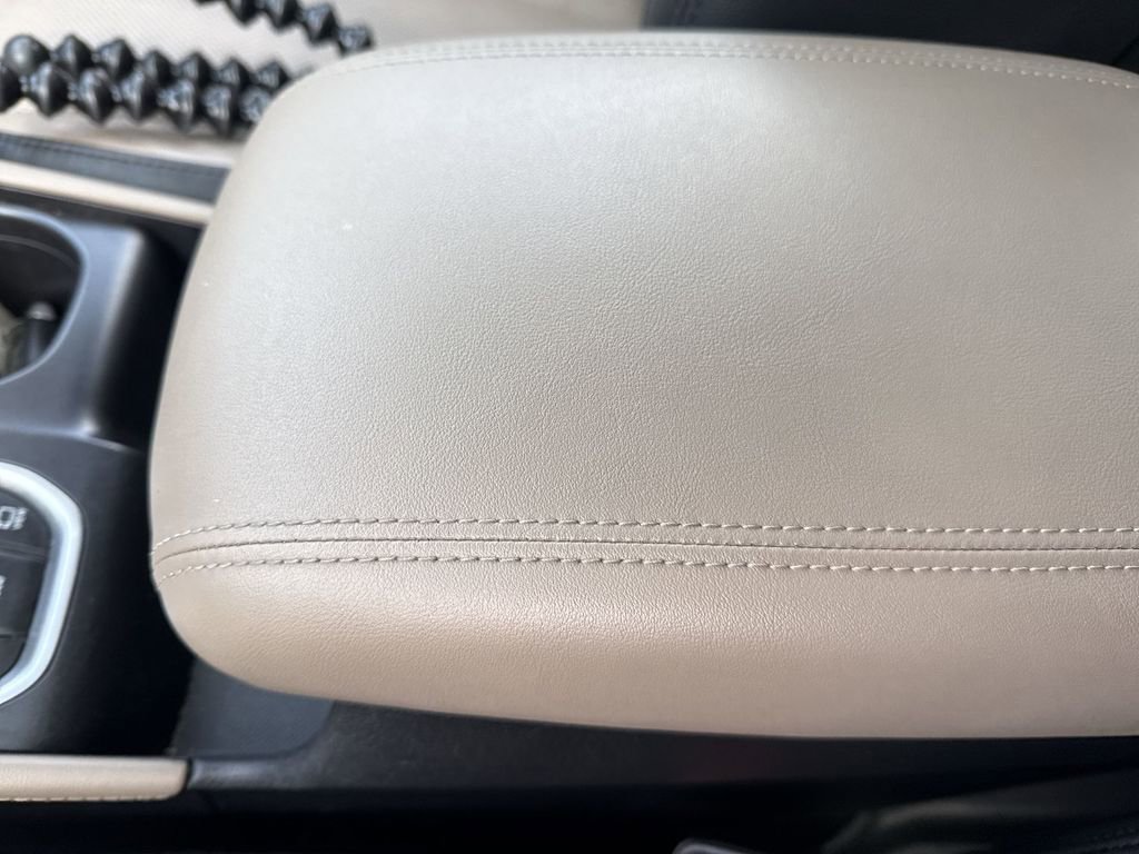 Used 2020 Hyundai Santa Fe Limited image 38