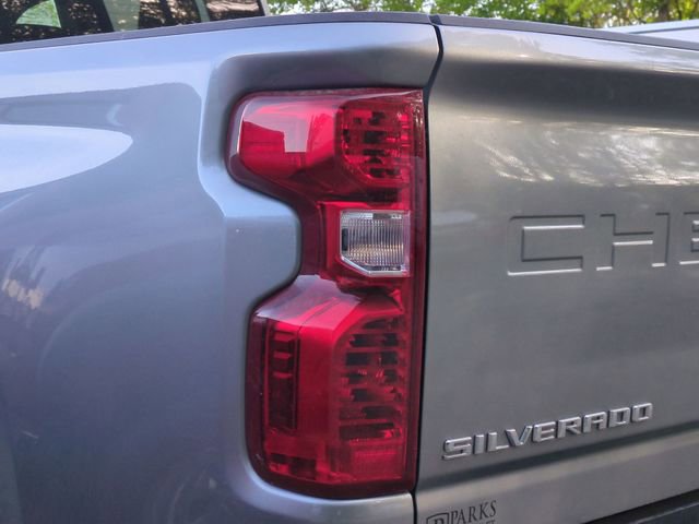 Used 2025 Chevrolet Silverado 2500 LT AWD/4WD image 9