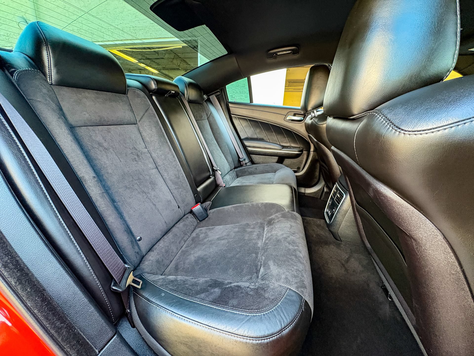 Used 2022 Dodge Charger R/T w/ Plus Group RWD image 28