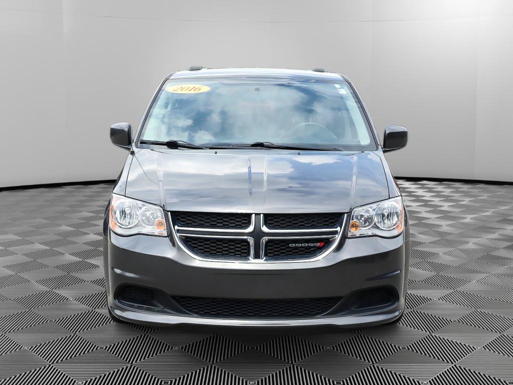 Used 2016 Dodge Grand Caravan SXT FWD image 11