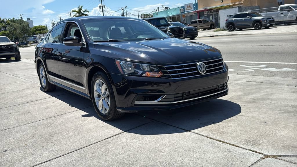 Used 2017 Volkswagen Passat 1.8T S FWD image 16