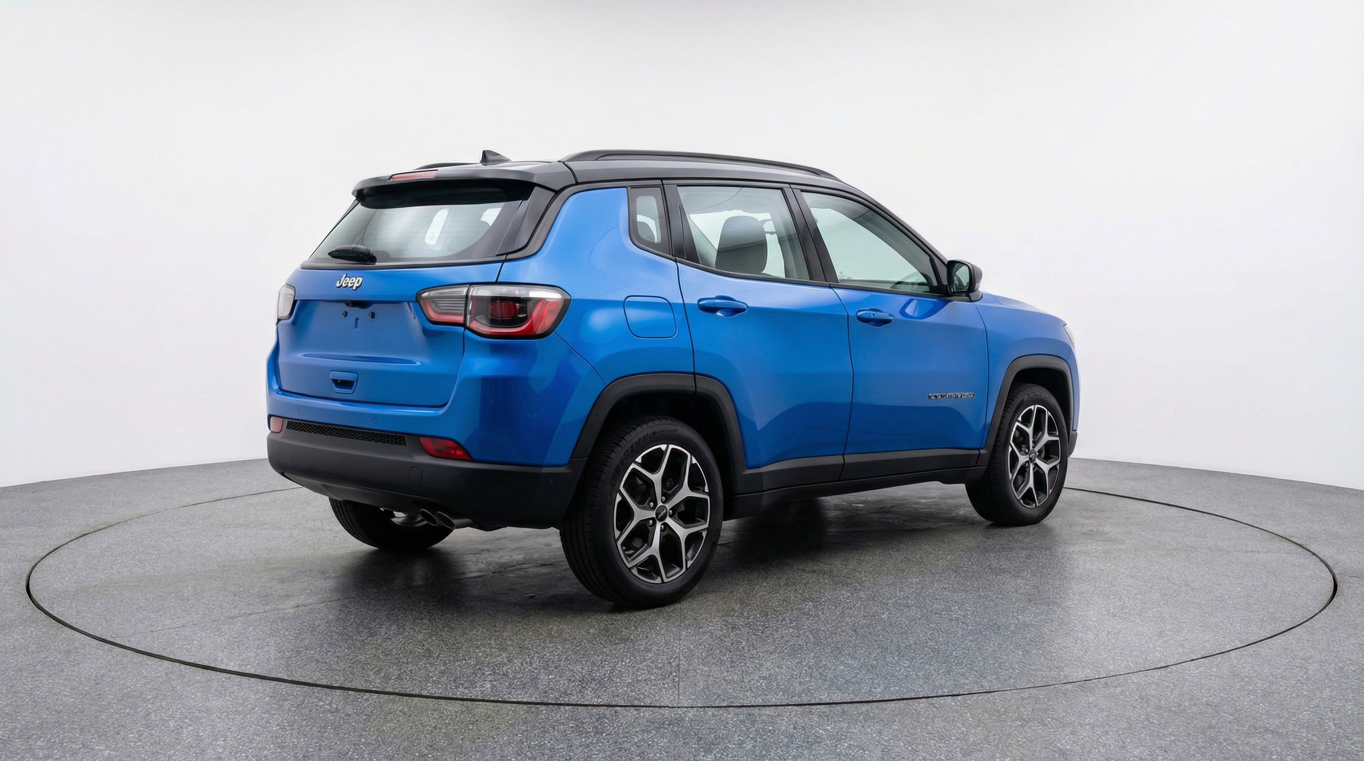 Used 2025 Jeep Compass Limited AWD/4WD image 9
