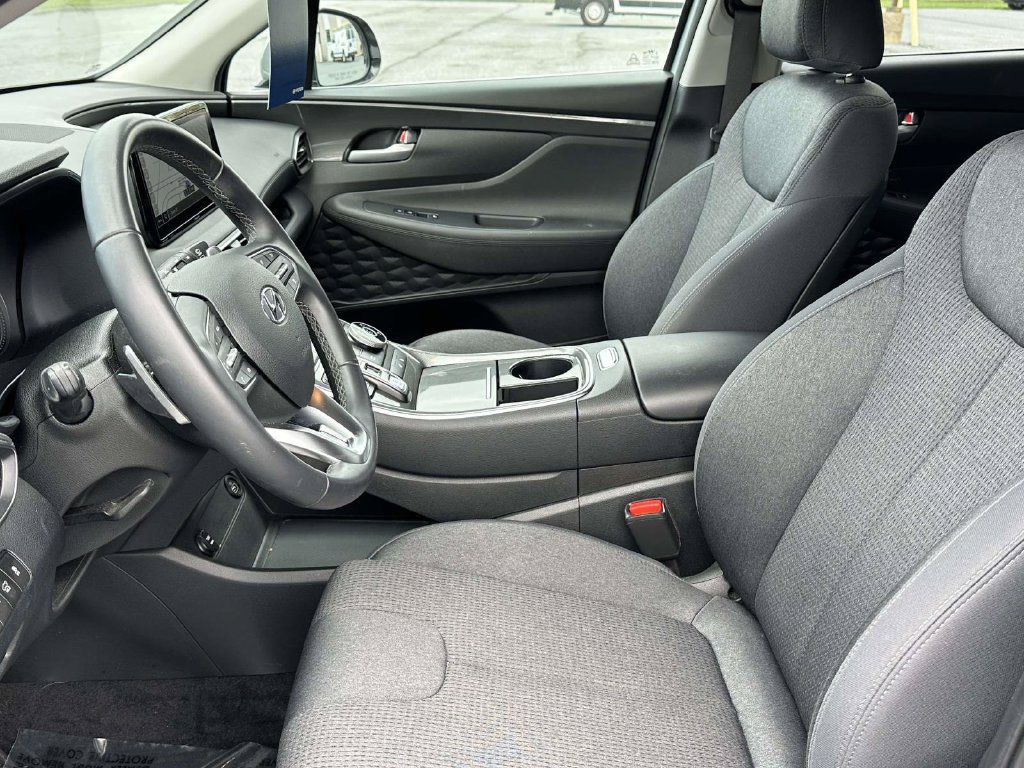 Certified 2023 Hyundai Santa Fe SEL AWD/4WD image 16