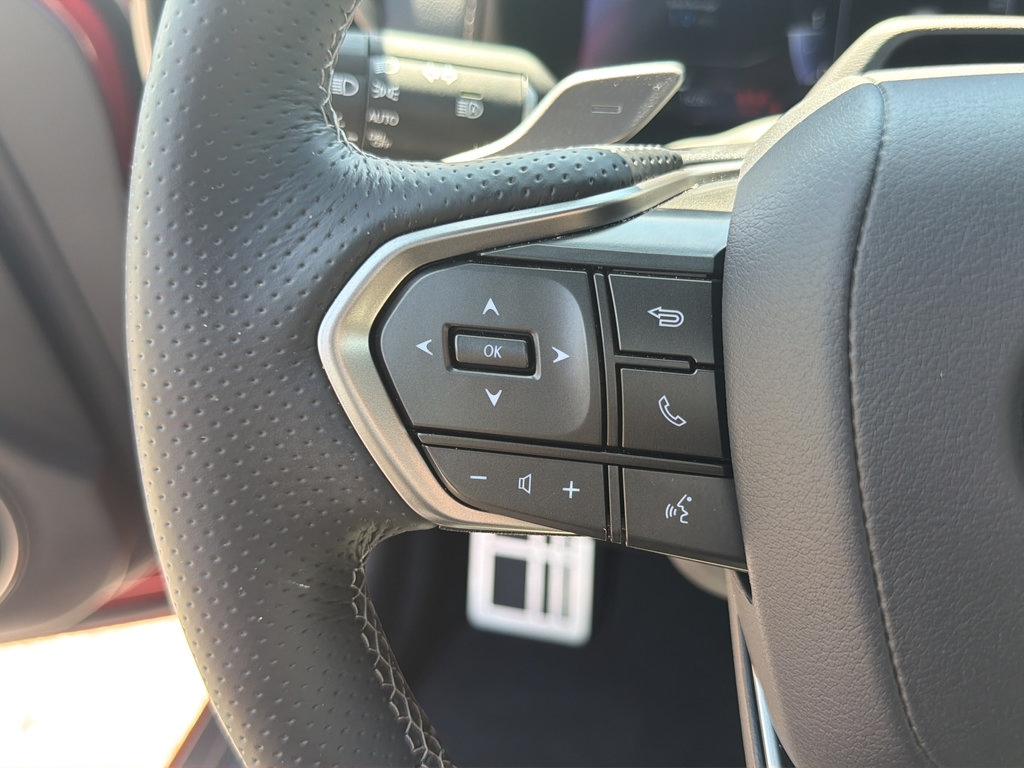 Used 2026 Lexus IS 350 F Sport w/ Technology Package RWD image 34