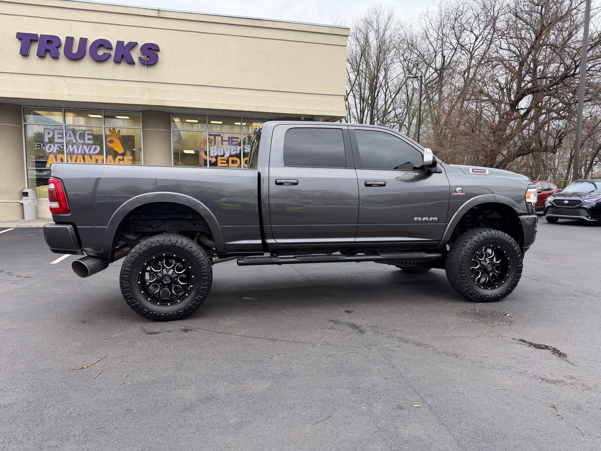 Used 2022 RAM 3500 Laramie AWD/4WD image 7