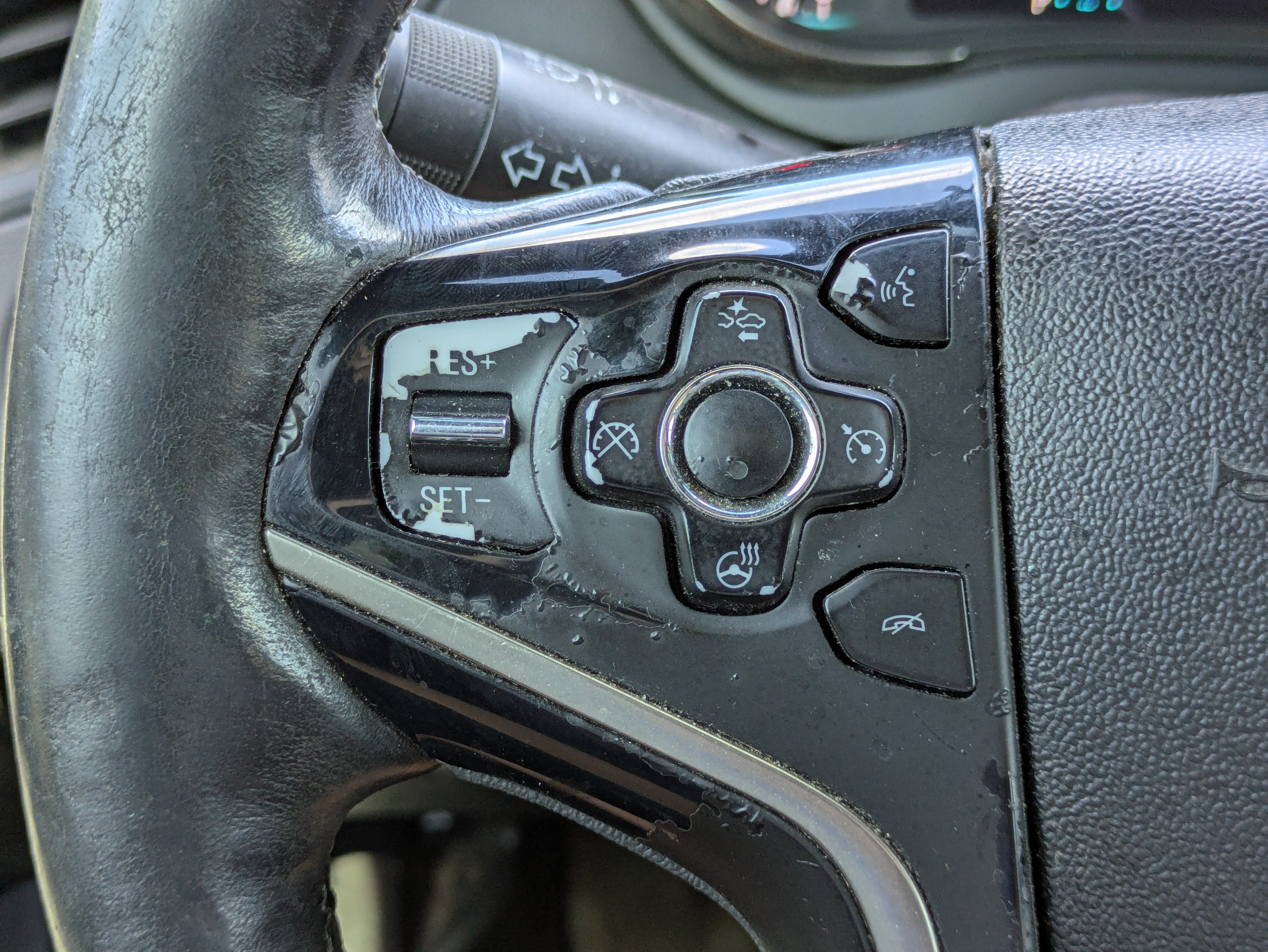 Used 2015 Buick LaCrosse Premium w/ Ultra Luxury Package FWD image 23