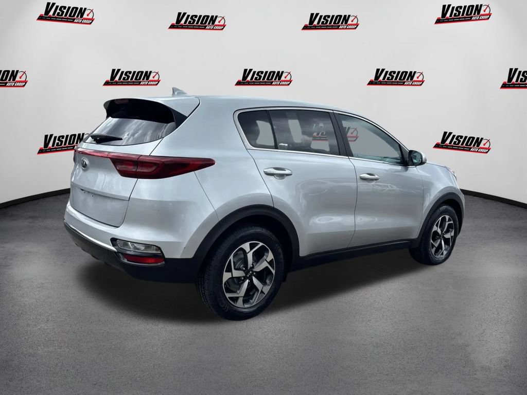 Used 2022 Kia Sportage LX FWD image 5