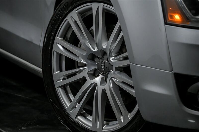 Used 2014 Audi A8 3.0T w/ Premium Package image 3