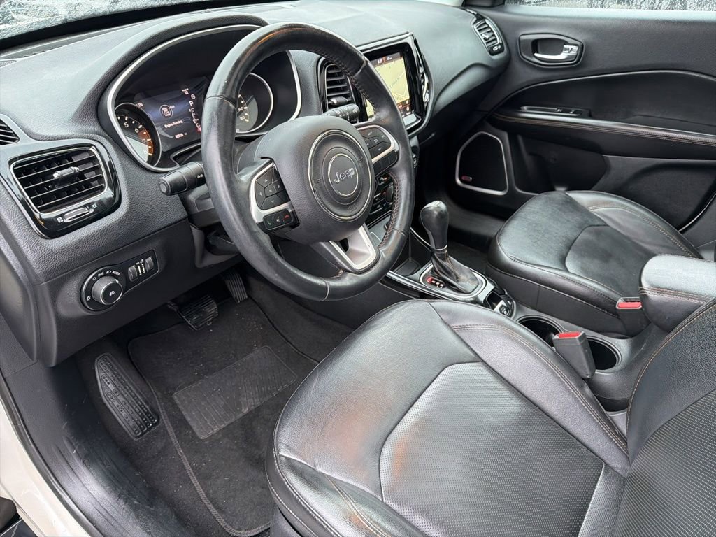 Used 2018 Jeep Compass Limited w/ Navigation Group image 32