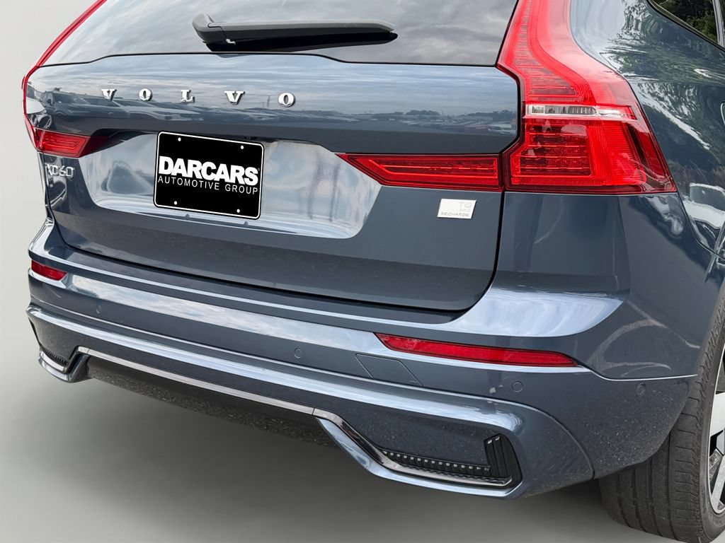Certified 2024 Volvo XC60 T8 Plus w/ Climate Package AWD/4WD image 10