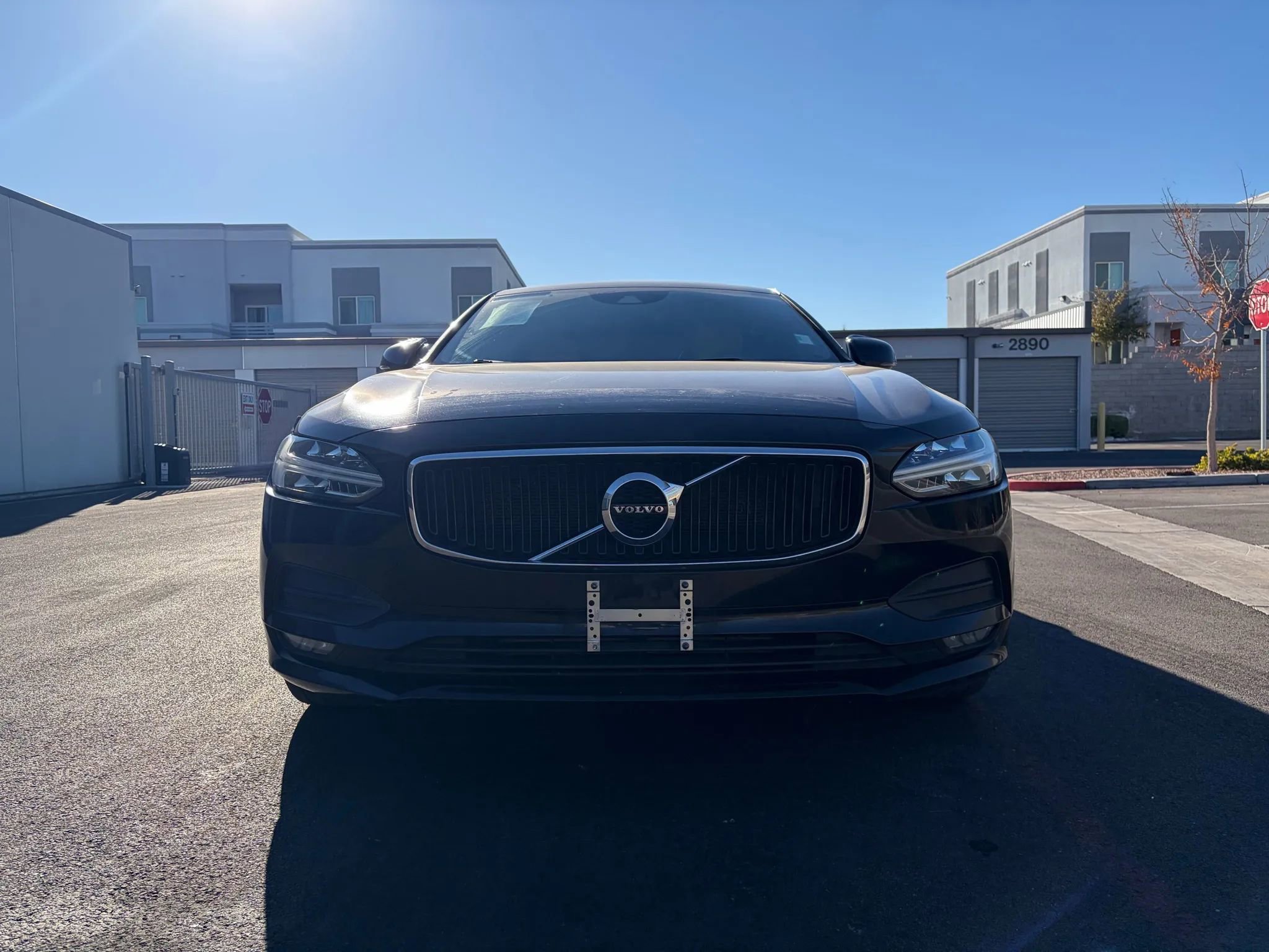 Used 2019 Volvo S90 T5 Momentum FWD image 4