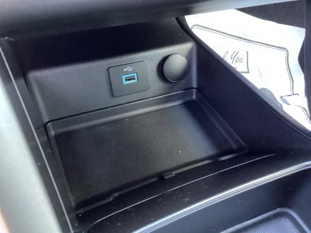 Used 2018 Ford Fusion S FWD image 27