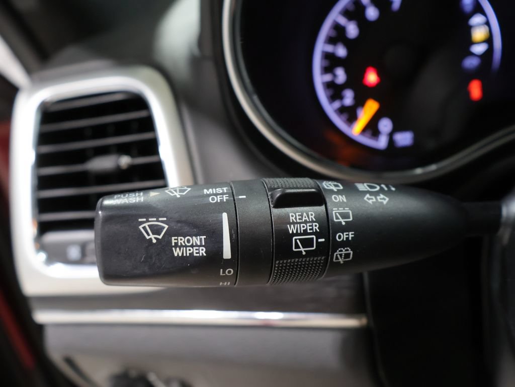 Used 2014 Jeep Grand Cherokee Summit AWD/4WD image 34