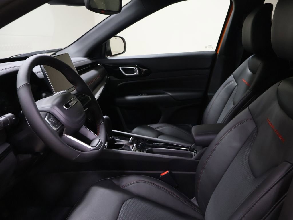 New 2026 Jeep Compass Trailhawk image 10