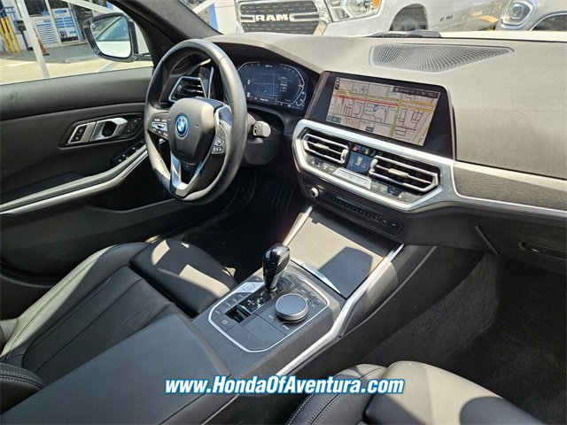 Used 2022 BMW 330e w/ Driving Assistance Package image 15