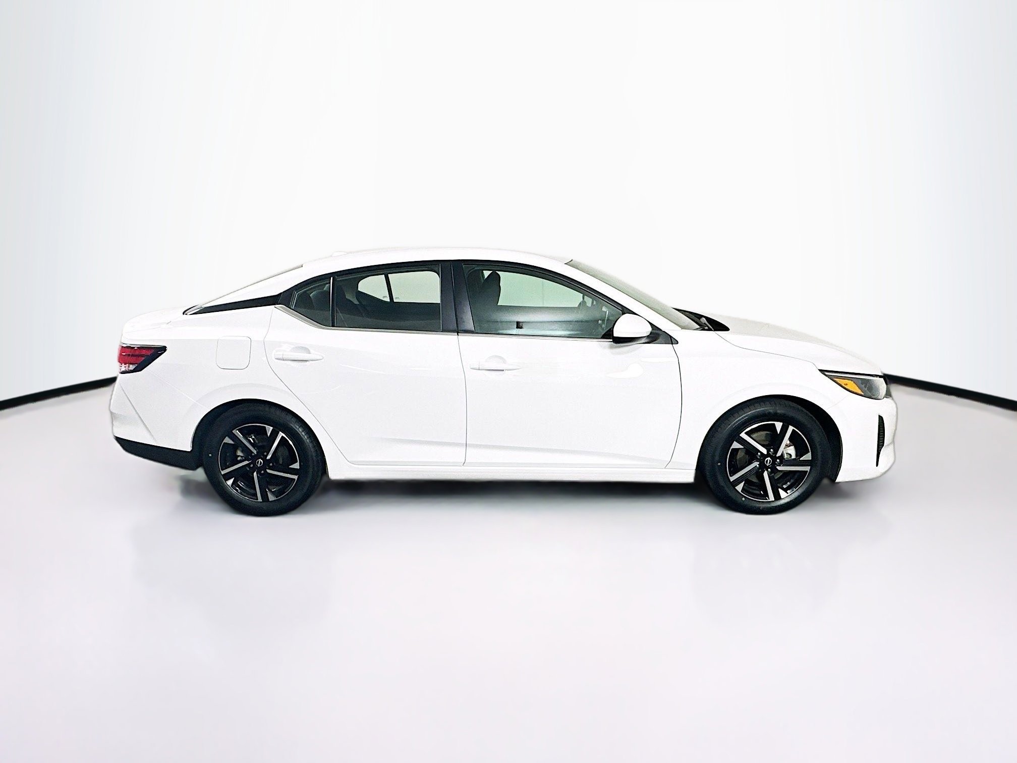 Used 2024 Nissan Sentra SV image 10