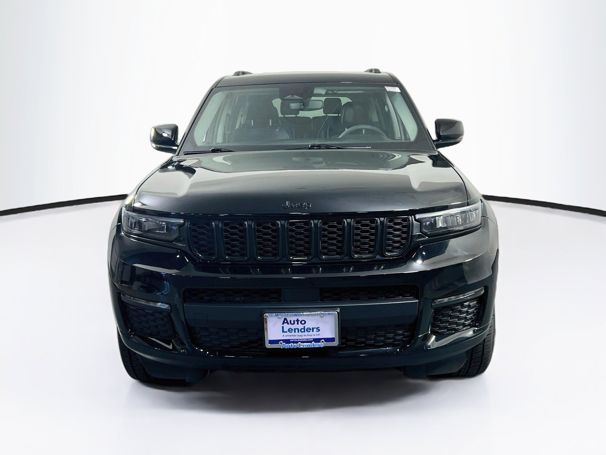 Used 2023 Jeep Grand Cherokee L Limited w/ Black Appearance Package AWD/4WD image 2