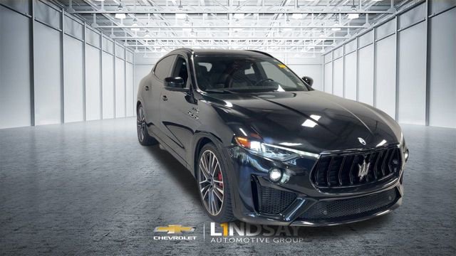 Used 2022 Maserati Levante Modena S image 4