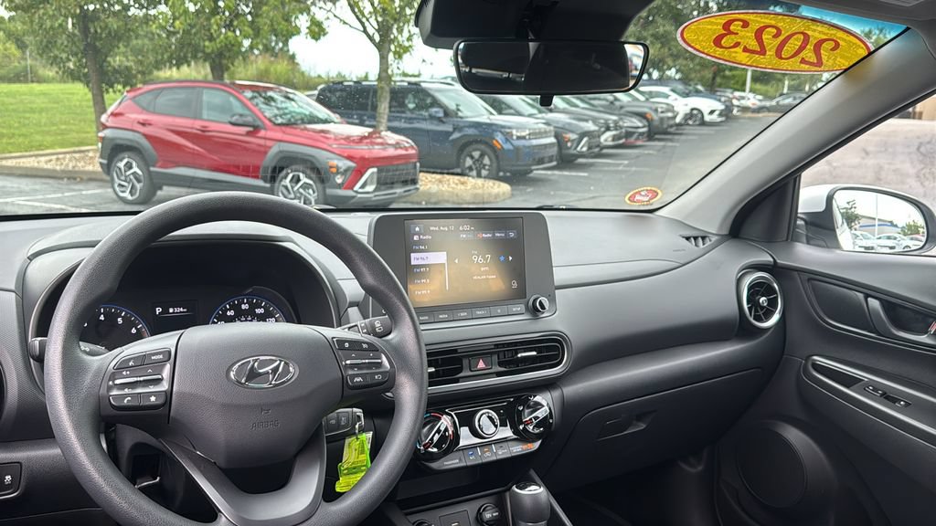 Used 2023 Hyundai Kona SE FWD image 10