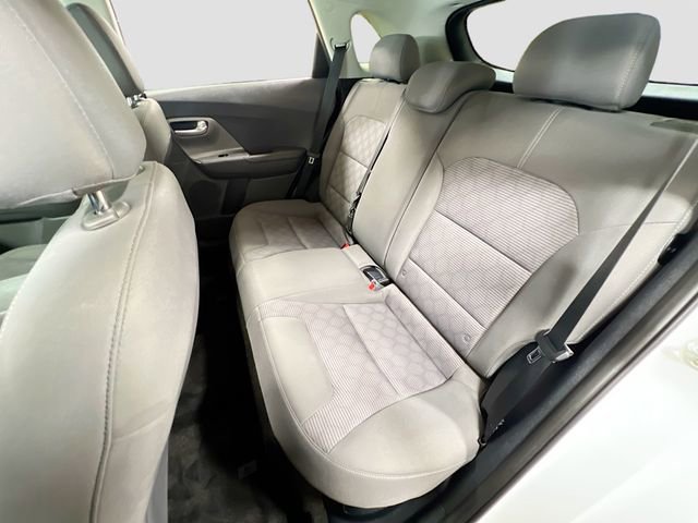 Certified 2022 Kia Niro LX image 23