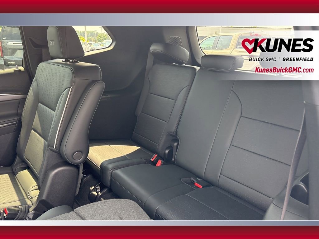 New 2026 Buick Enclave Sport Touring w/ Power Package image 36