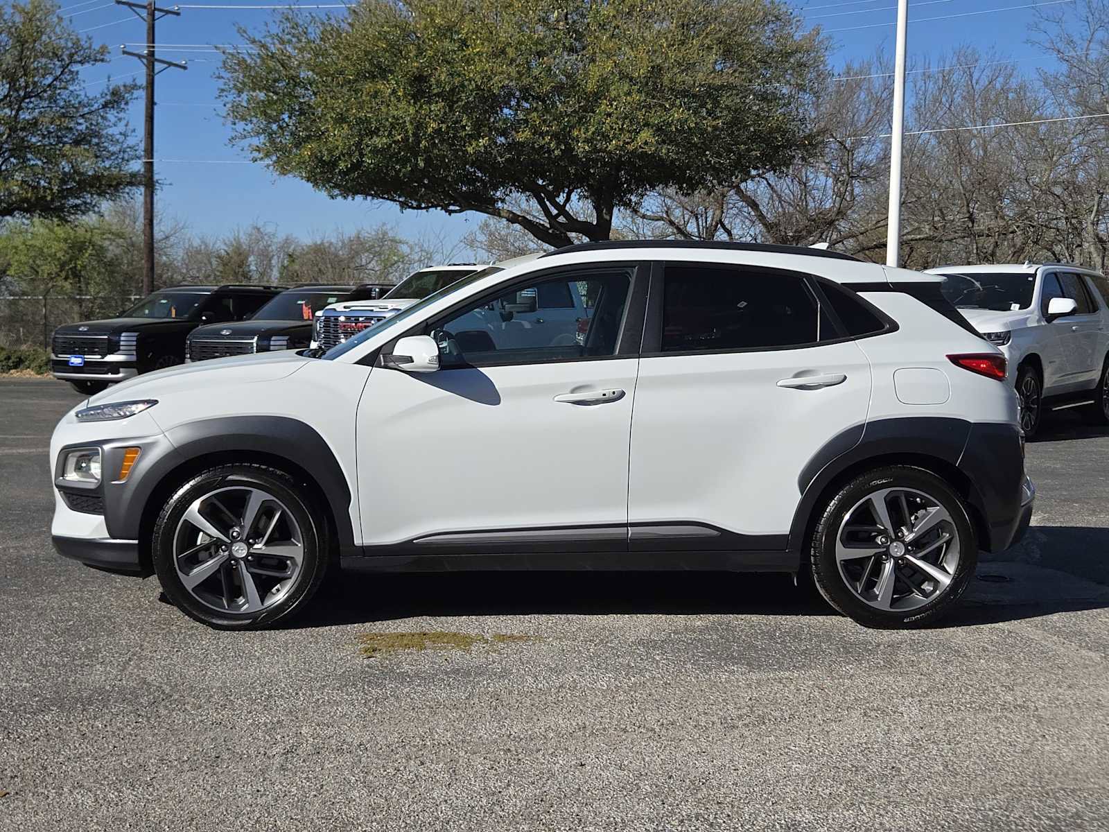 Used 2021 Hyundai Kona Ultimate FWD image 5
