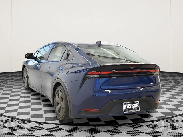 Used 2023 Toyota Prius LE image 10