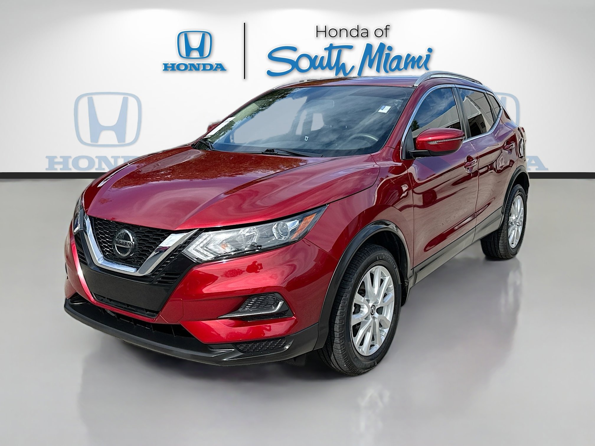 Used 2020 Nissan Rogue Sport SV image 3