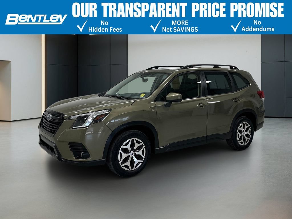 Used 2023 Subaru Forester Premium AWD/4WD image 1