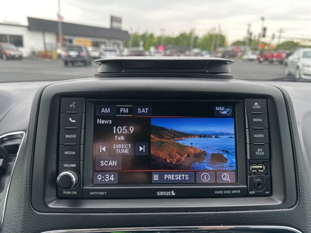 Used 2018 Dodge Grand Caravan SE w/ UConnect Hands-Free Group FWD image 18