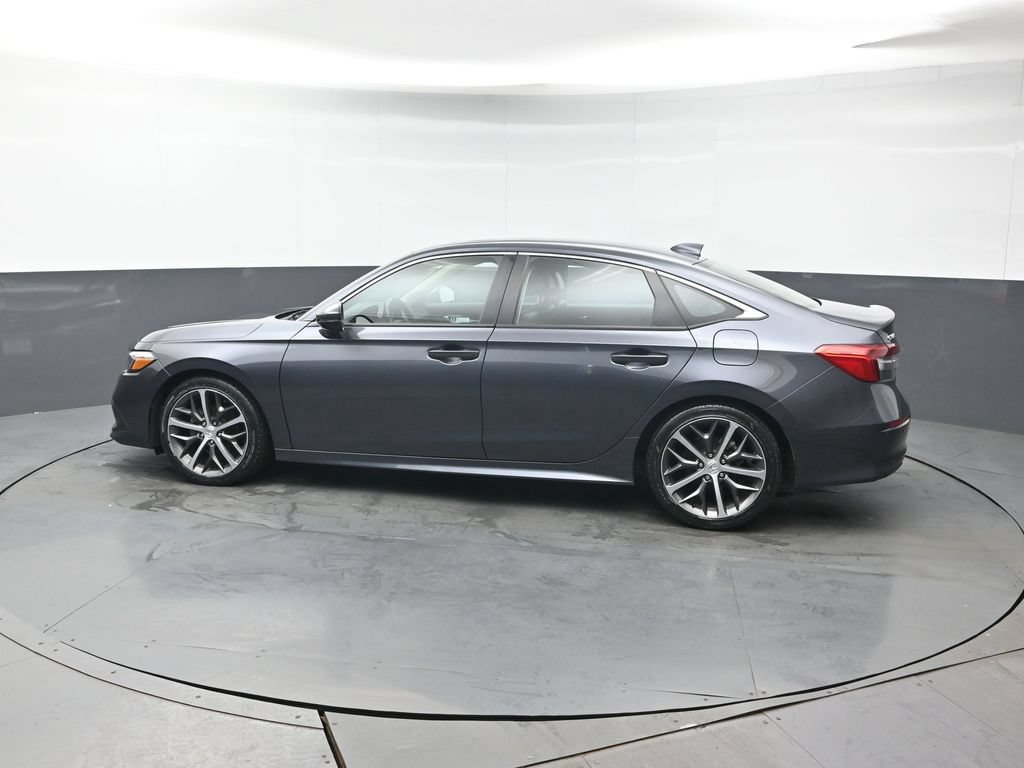 Used 2023 Honda Civic Touring image 4
