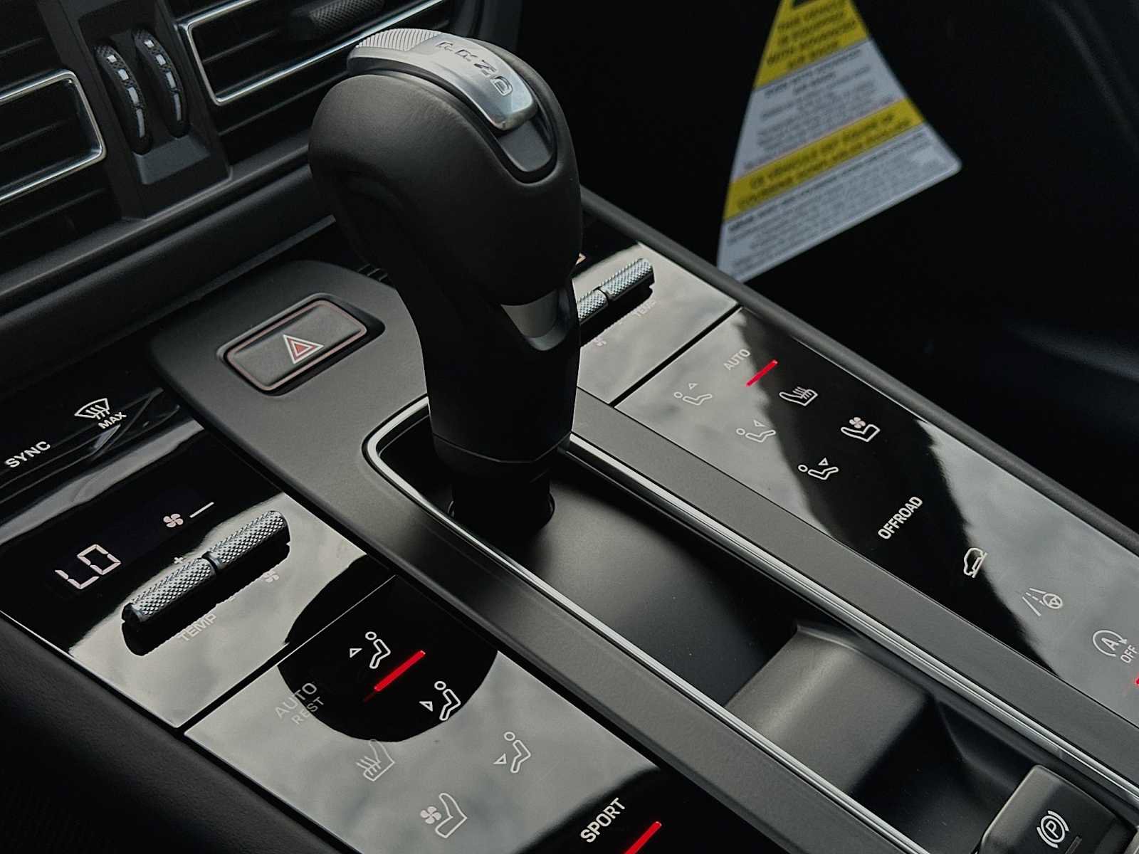 Used 2024 Porsche Macan S image 23