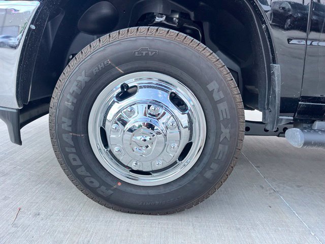 New 2027 RAM 3500 Tradesman AWD/4WD image 7