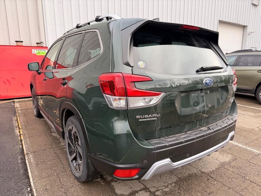 Used 2023 Subaru Forester Touring image 21