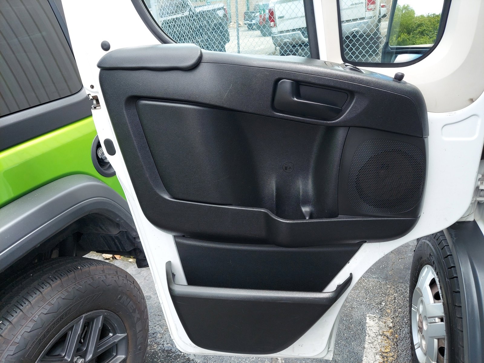 Used 2015 RAM ProMaster 1500 w/ Interior Convenience Group FWD image 25