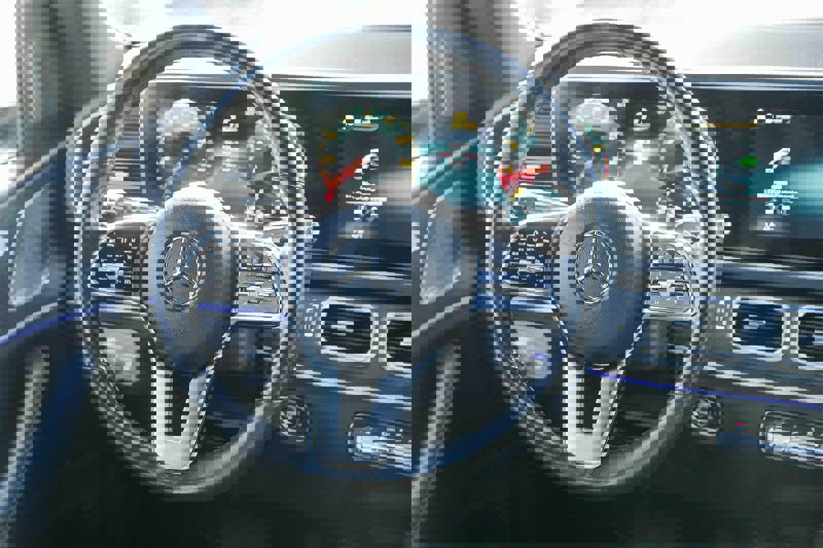 Used 2022 Mercedes-Benz GLE 350 4MATIC image 14