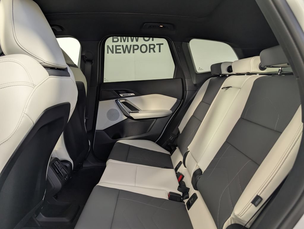 New 2026 BMW X1 xDrive28i w/ Technology Package AWD/4WD image 13