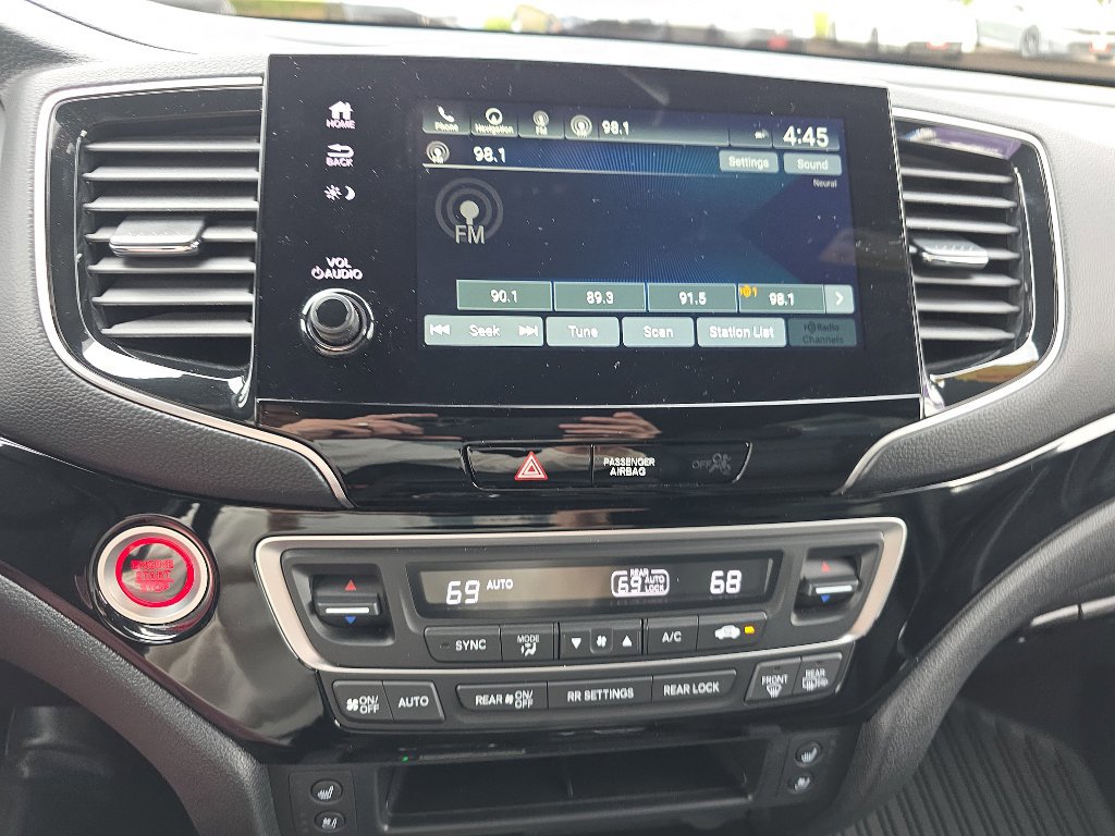 Used 2024 Honda Passport Black Edition image 28