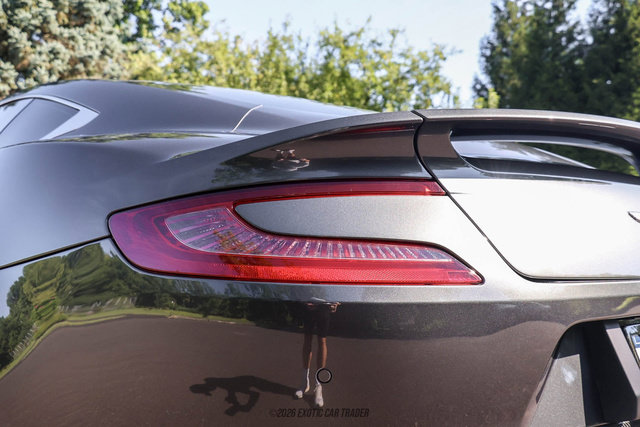 Used 2015 Aston Martin Vanquish Coupe RWD image 62