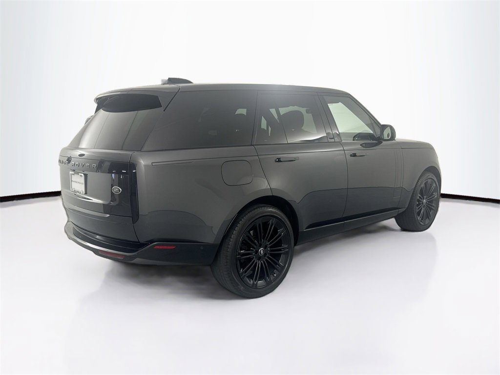 Used 2023 Land Rover Range Rover SE image 5