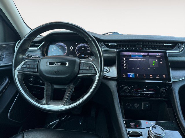 Used 2021 Jeep Grand Cherokee L Limited AWD/4WD image 4